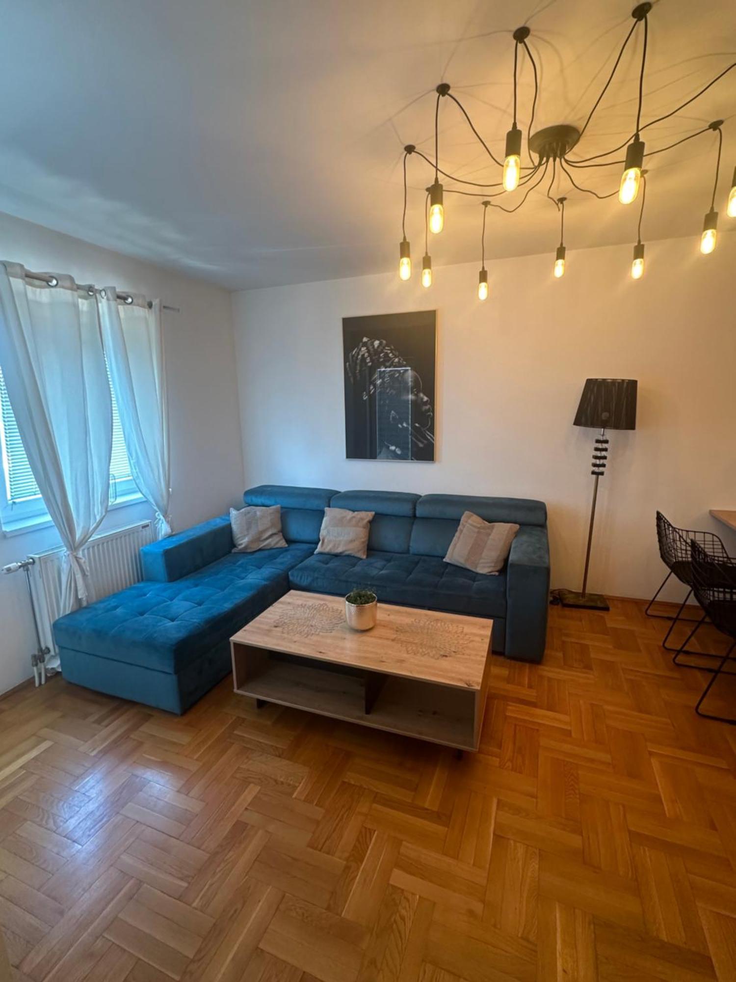 Lux Stan Na Dan Pozarevac Apartment Exterior photo
